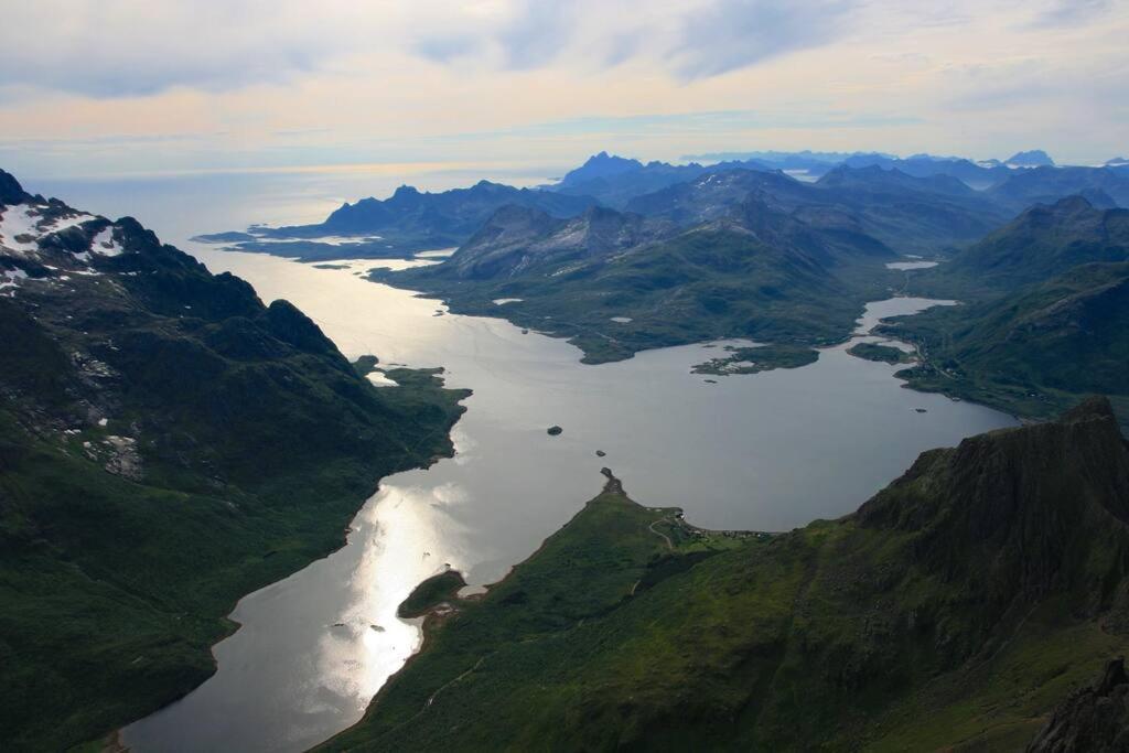 Charming House By The Sea, Lofoten! Laupstad Extérieur photo